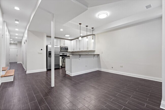 Foto del edificio - 4906 N Whipple St