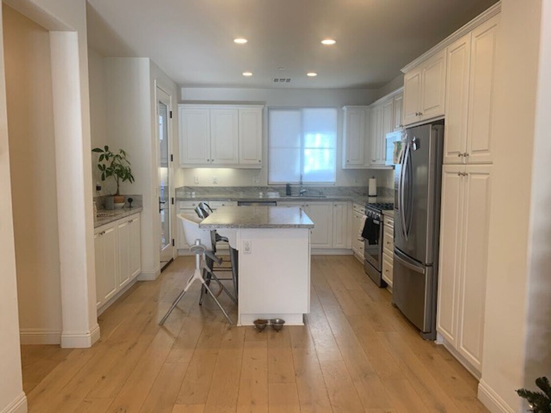 Primary Photo - Beautiful Townhouse at 4S Ranch