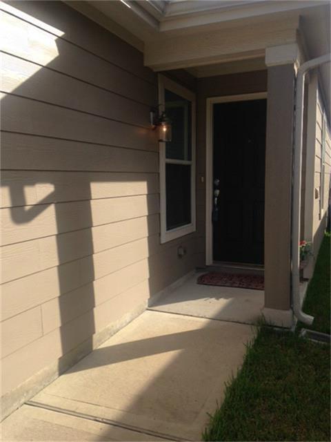 Building Photo - 16531 Burnell Oaks Ln