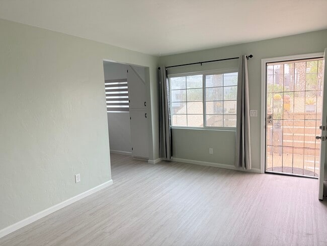 Living Room/Front Entry - 3922 Monroe Ave