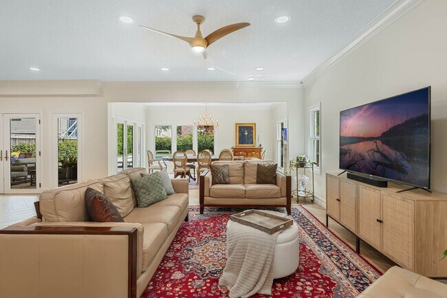 Foto del edificio - Renovated 3/3 Pool Home home in the heart of Delaney Park of Downtown Orlando