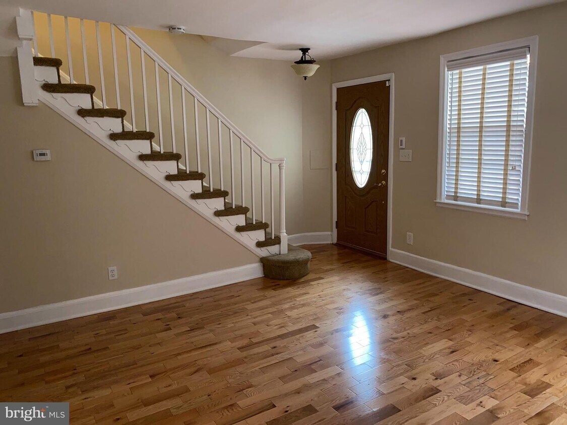 Foto principal - 5152 Stafford Rd