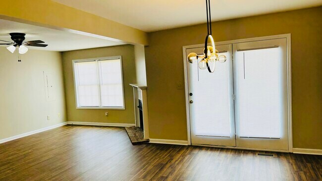 Foto del edificio - 529 Big Bear Ln
