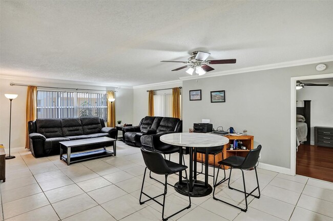 Building Photo - 12215 Royal Palm Blvd