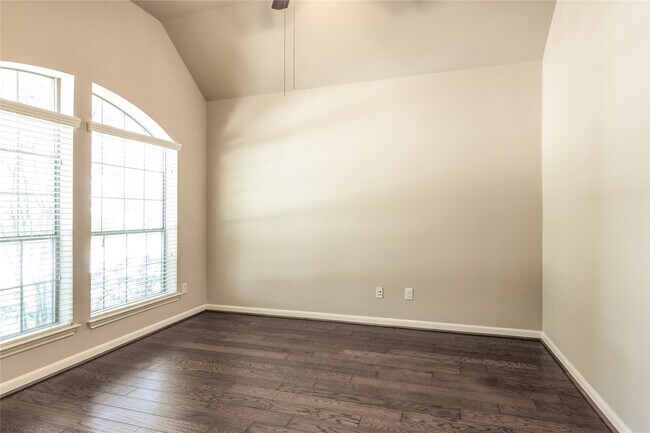 Foto del edificio - 26519 Longleaf Valley Dr