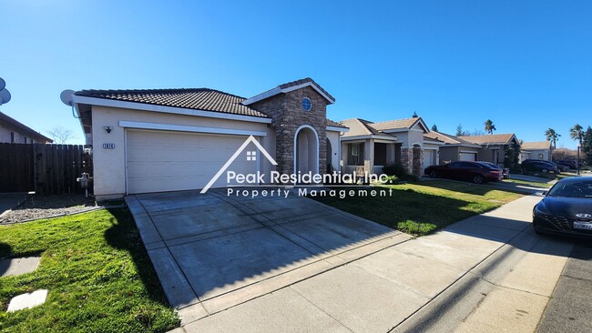 Foto del edificio - Spacious home in North Natomas. Easy acces...