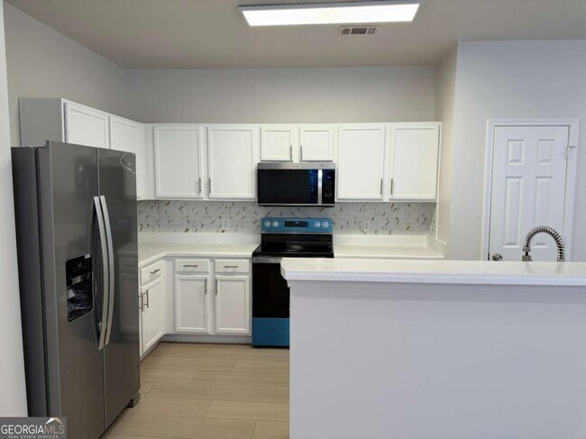 Foto del edificio - 3317 Fernview Dr