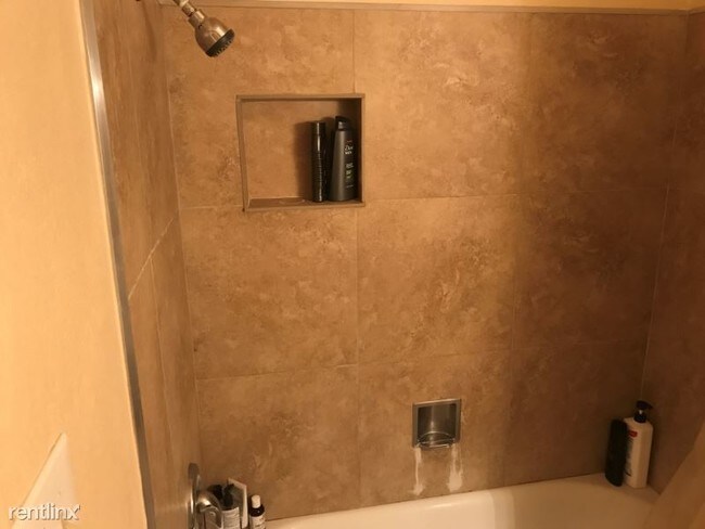 Foto del edificio - 2 br, 1 bath Condo - 12009 Stilwell Dr NE