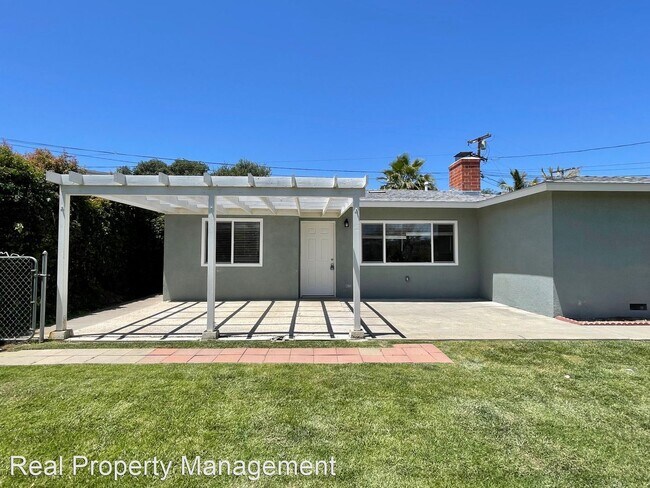 Foto del edificio - 3 br, 2 bath House - 648 Lado De Loma Drive