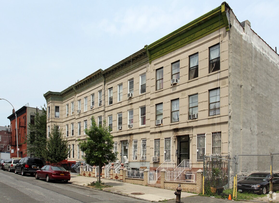Building Photo - 787 Sterling Pl