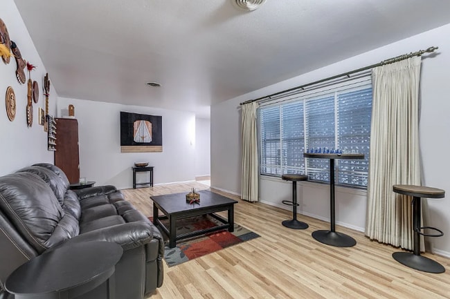 Building Photo - 3710 Skylark Ave