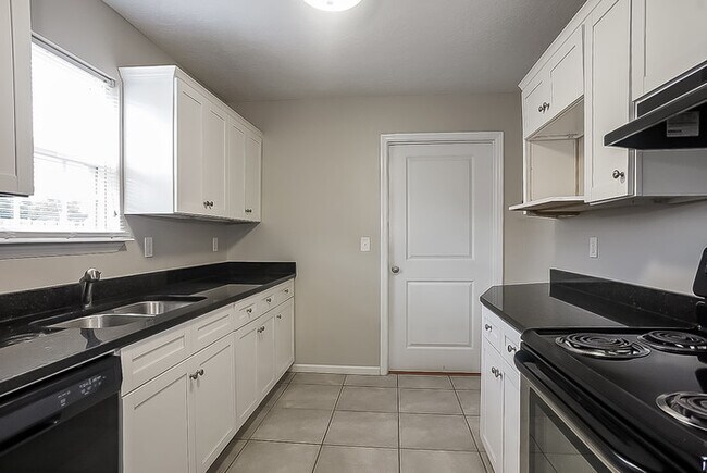 Foto del edificio - Charming 3 Bedroom in Grovetown, GA