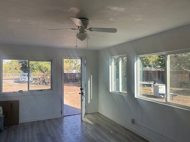 Building Photo - 504 Colorado Ave