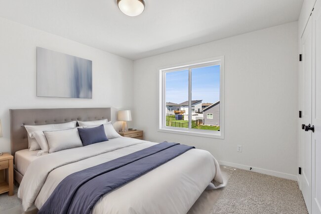 Foto del edificio - 4-bedroom, 3-bathroom West Fargo Single-Fa...