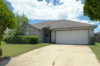 Building Photo - 1902 Amethyst Dr