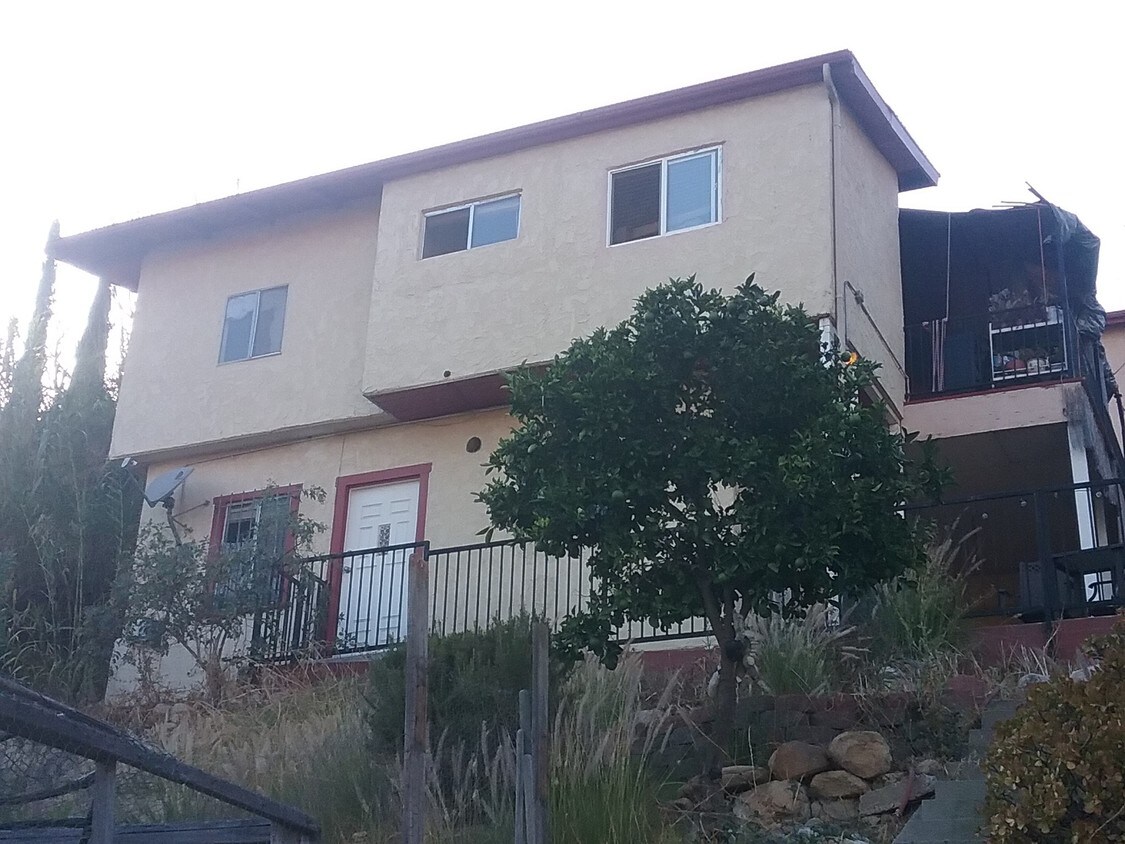 3214 Johnston St Unit 3214, Los Angeles, CA 90031 Apartment for Rent