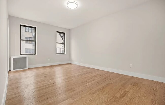 Foto del edificio - 157 E 37th St