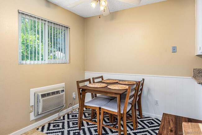 Building Photo - 3532 Meade Ave