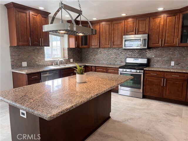 Foto del edificio - 935 N 1st Ave