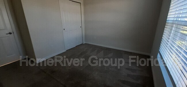 Building Photo - 1805 Westerham Ave