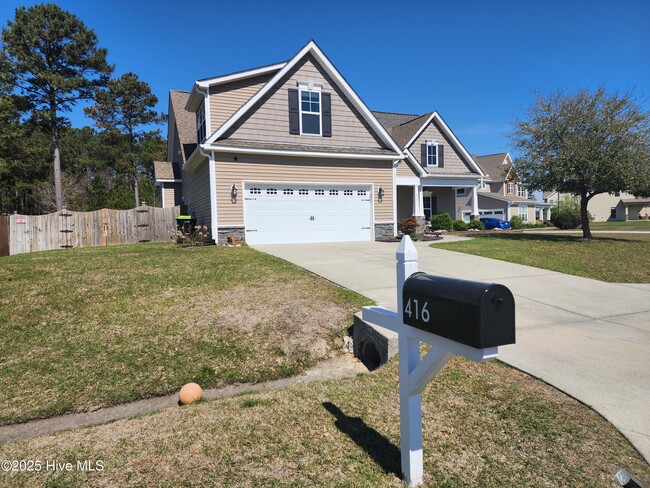 Foto del edificio - 416 Wolfe Ln