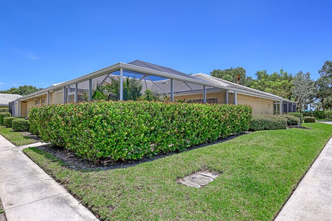 Foto del edificio - 1301 Sun Terrace Ct