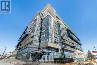 Building Photo - 395 Dundas St W