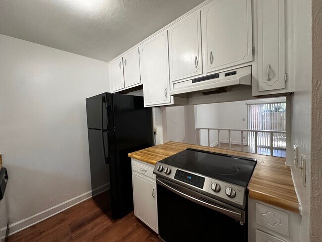 Foto del edificio - 609 Acorn Grove Ct