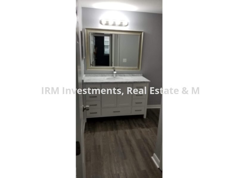 Building Photo - 1 bedroom with LOFT at The Hamptons