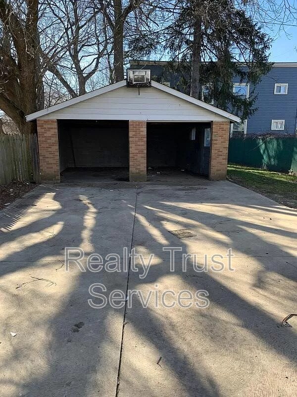 Building Photo - 3736 W 37th St