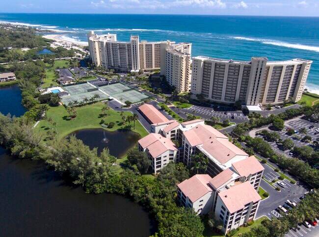 Building Photo - 500 Ocean Trail Way