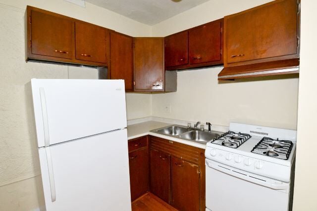 Building Photo - 1352 N Dearborn St