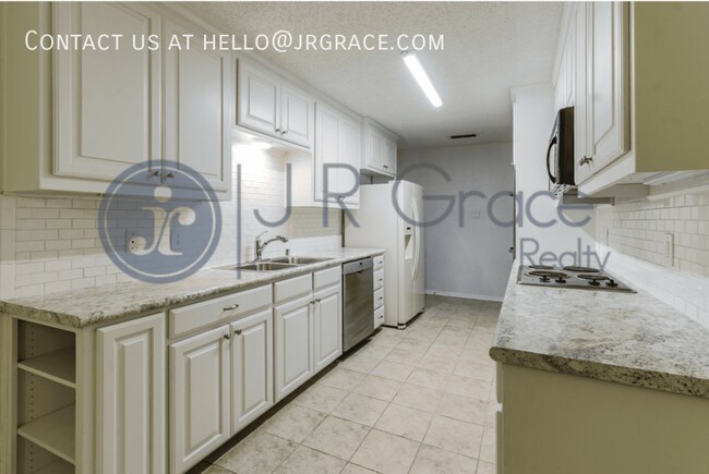 Building Photo - 115 Ridgecrest Cir
