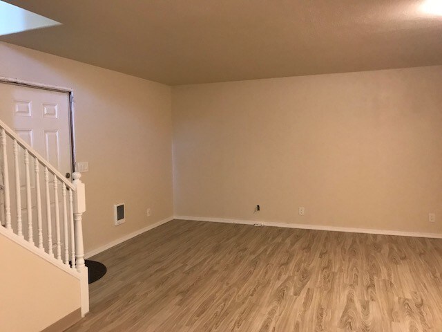 Primary Photo - 1380 Quince St