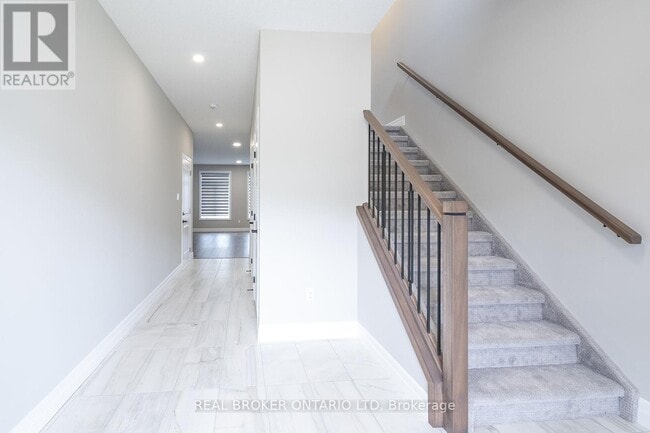 Building Photo - 57 Acorn Trail