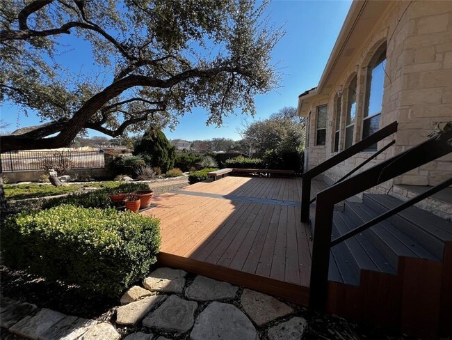 Building Photo - 15224 Interlachen Dr
