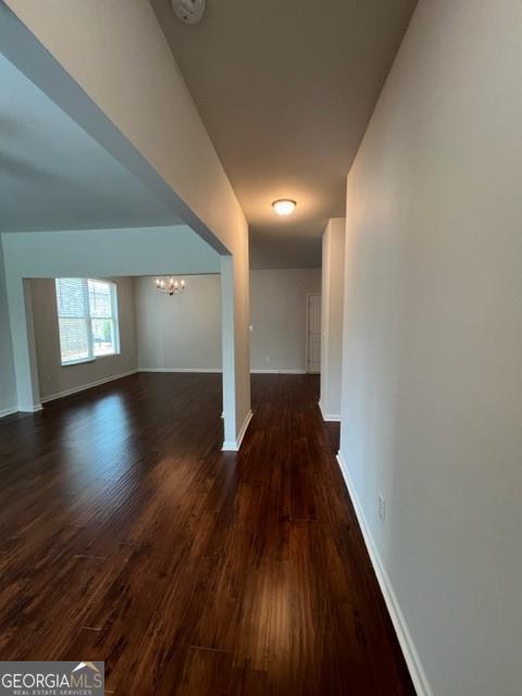 Building Photo - 541 Tulip Ln