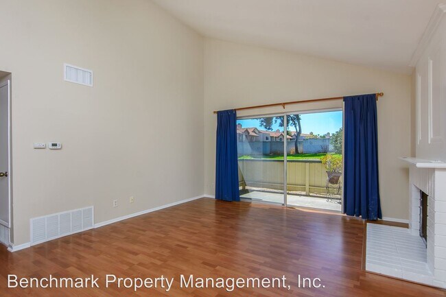 Building Photo - 4 br, 2 bath House - 180 Cerco Rosado