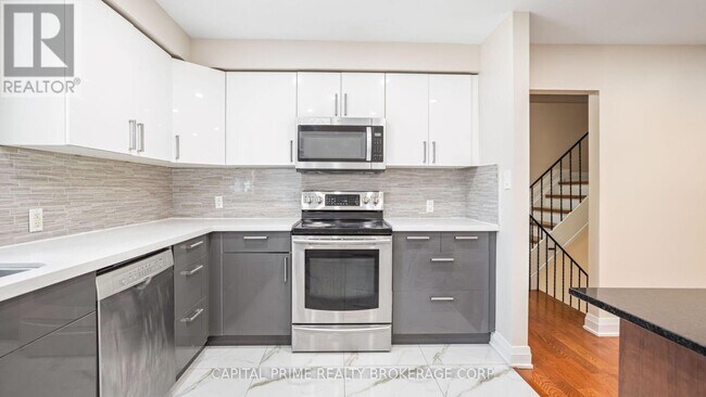 Building Photo - 250 Bridletowne Cir