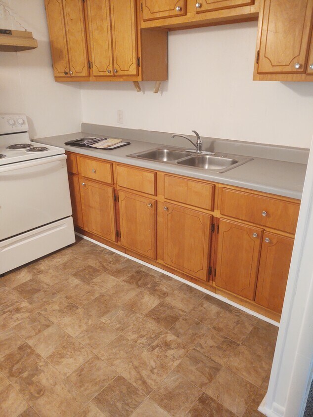 Primary Photo - 1202 E Fillmore St