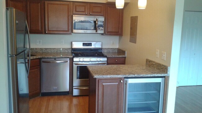 Foto del edificio - Look no further! Beautiful spacious update...