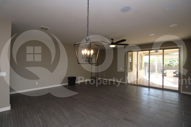 Foto del edificio - 21950 N 100th Ave