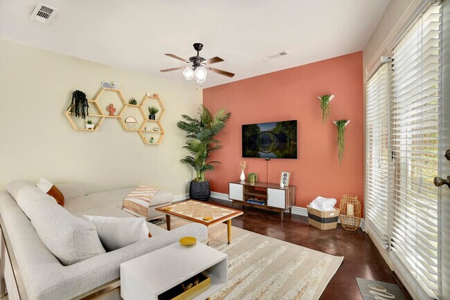 Foto del edificio - 431 W Patricia Ln