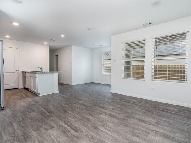 Foto del edificio - 14582 William Trails Dr