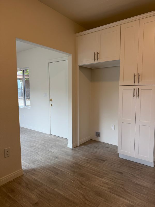 Foto del edificio - 223 E Colorado Blvd