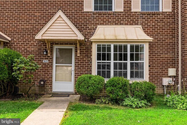 Foto del edificio - 303 Kidwelly Ct