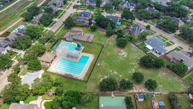 Building Photo - 20051 Silver Rock Dr