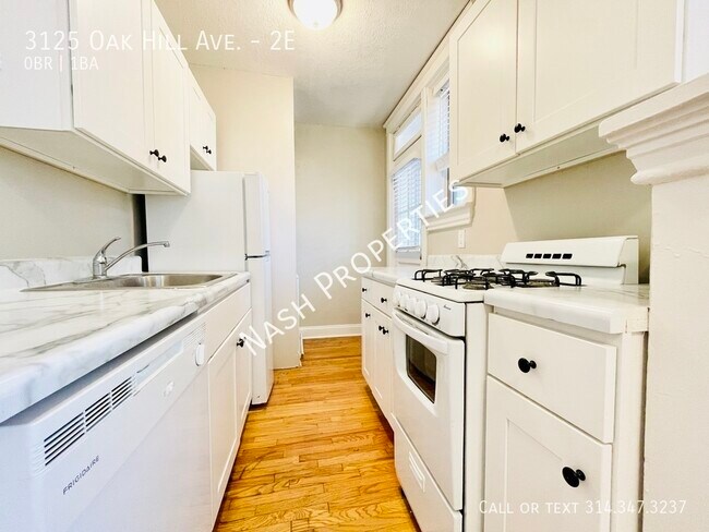 Foto del edificio - 3125 Oak Hill Ave