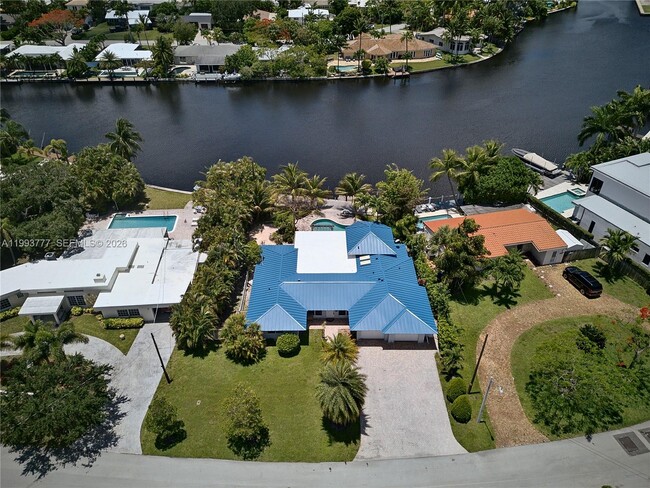 Building Photo - 2801 Coral Shores Dr