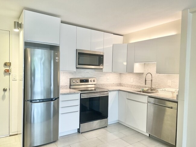 Photo - 29 Concord Ave Apartment